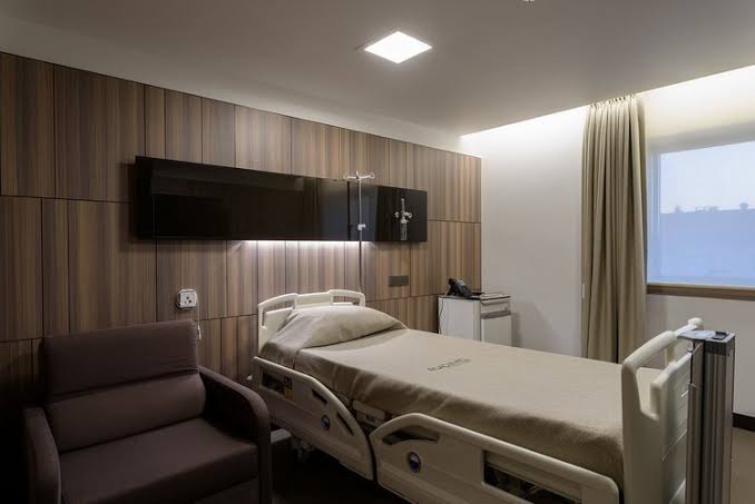 Elegant Comfort: Your Healing Haven"